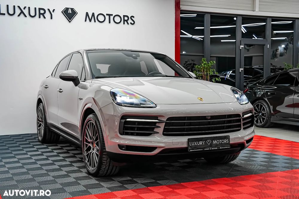 Porsche Cayenne Coupe E-Hybrid Tiptronic S Platinum Edition - 5