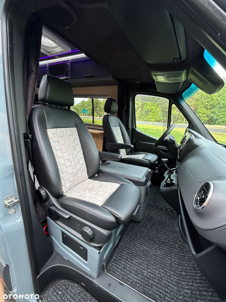 Mercedes-Benz Sprinter Long BASE 9G-Tronic 907.235 - 25