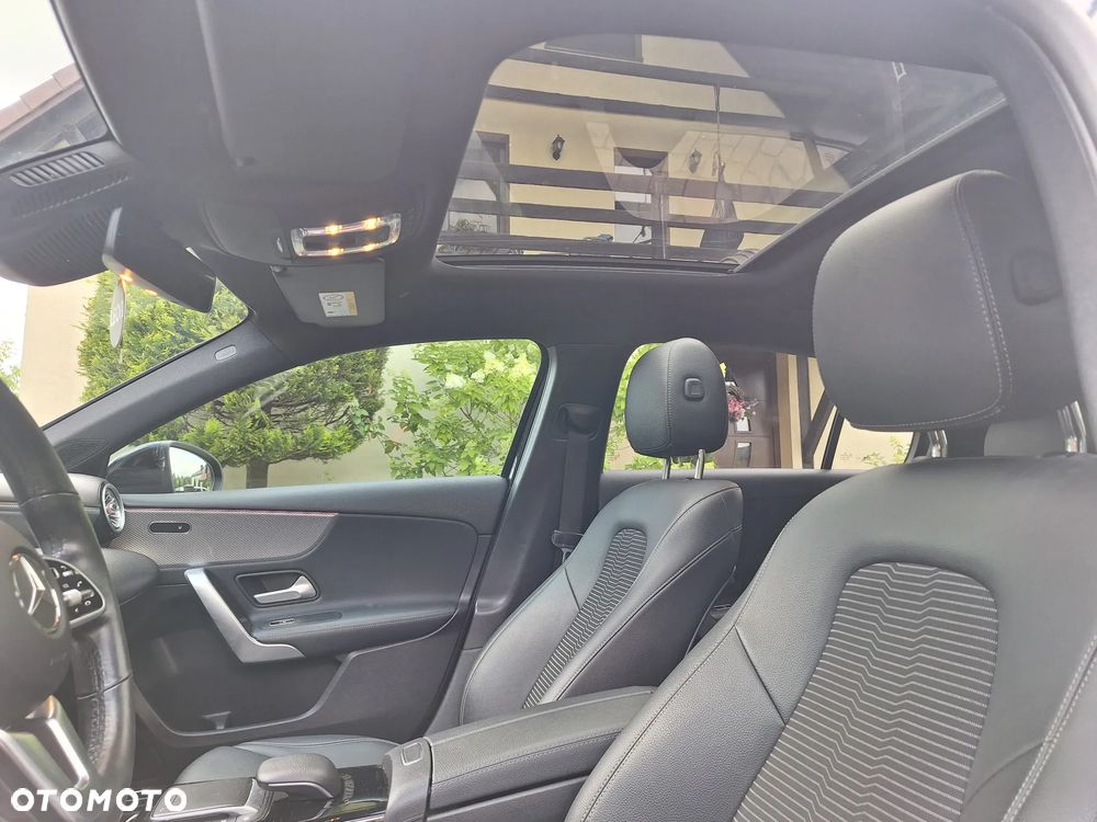 Mercedes-Benz Klasa A 180 7G-DCT Progressive - 16