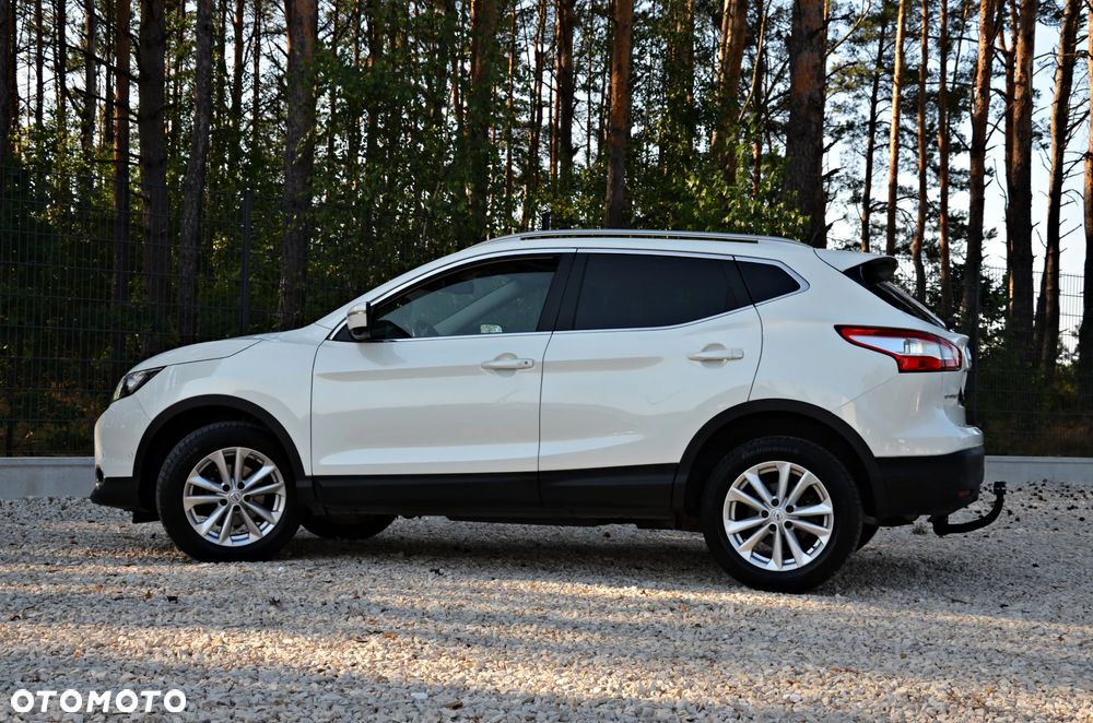Nissan Qashqai 1.6 DCi 4x4 Tekna - 22