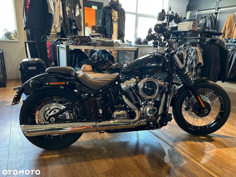 Harley-Davidson Softail Street Bob