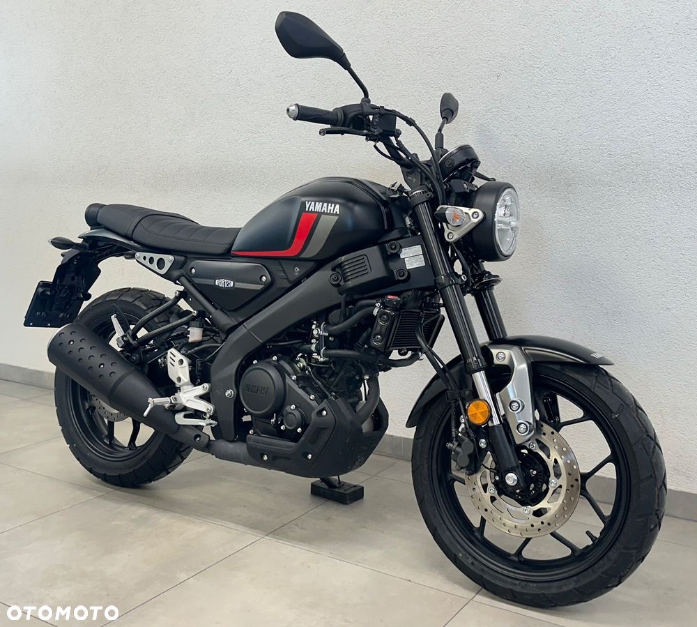 Yamaha XSR - 5