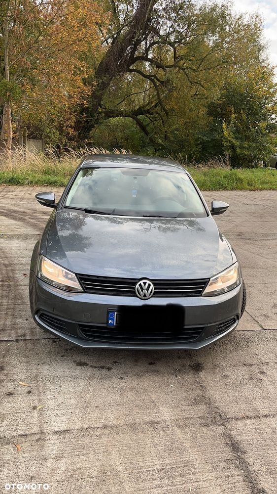 Volkswagen Jetta 1.6 TDI BMT Comfortline - 3