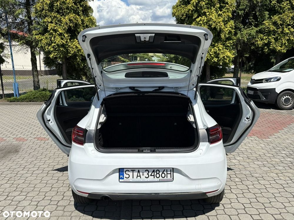 Renault Clio - 22