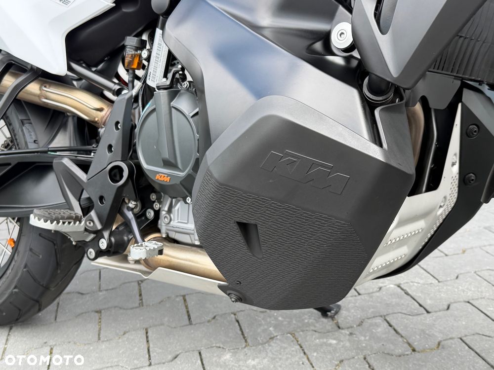 KTM Adventure - 19