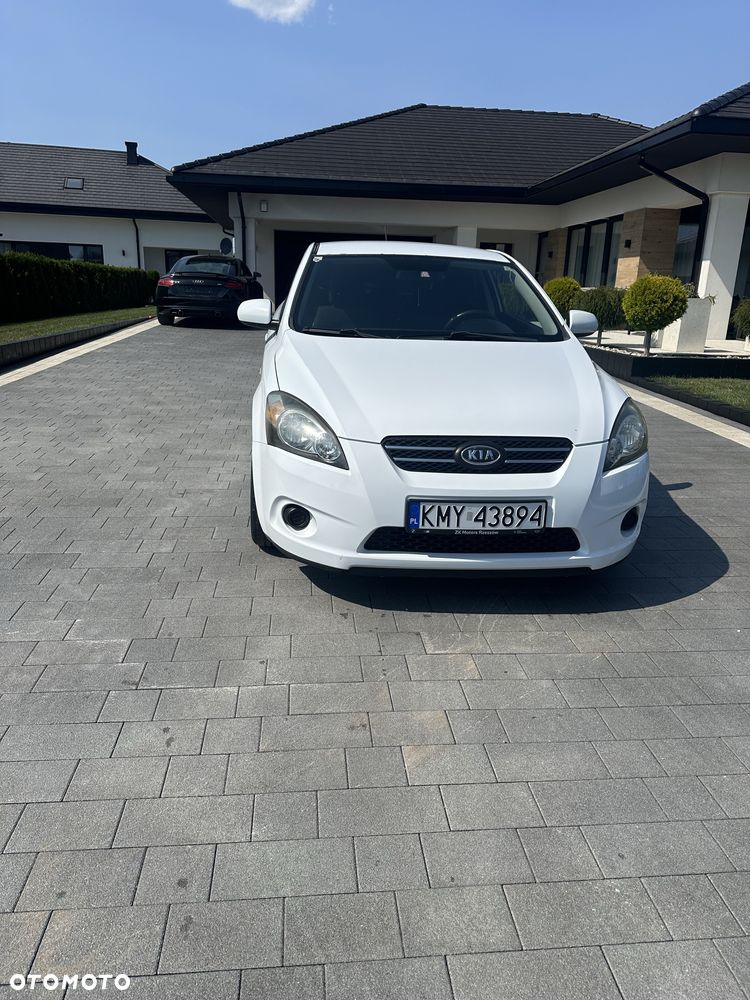Kia ProCeed - 3