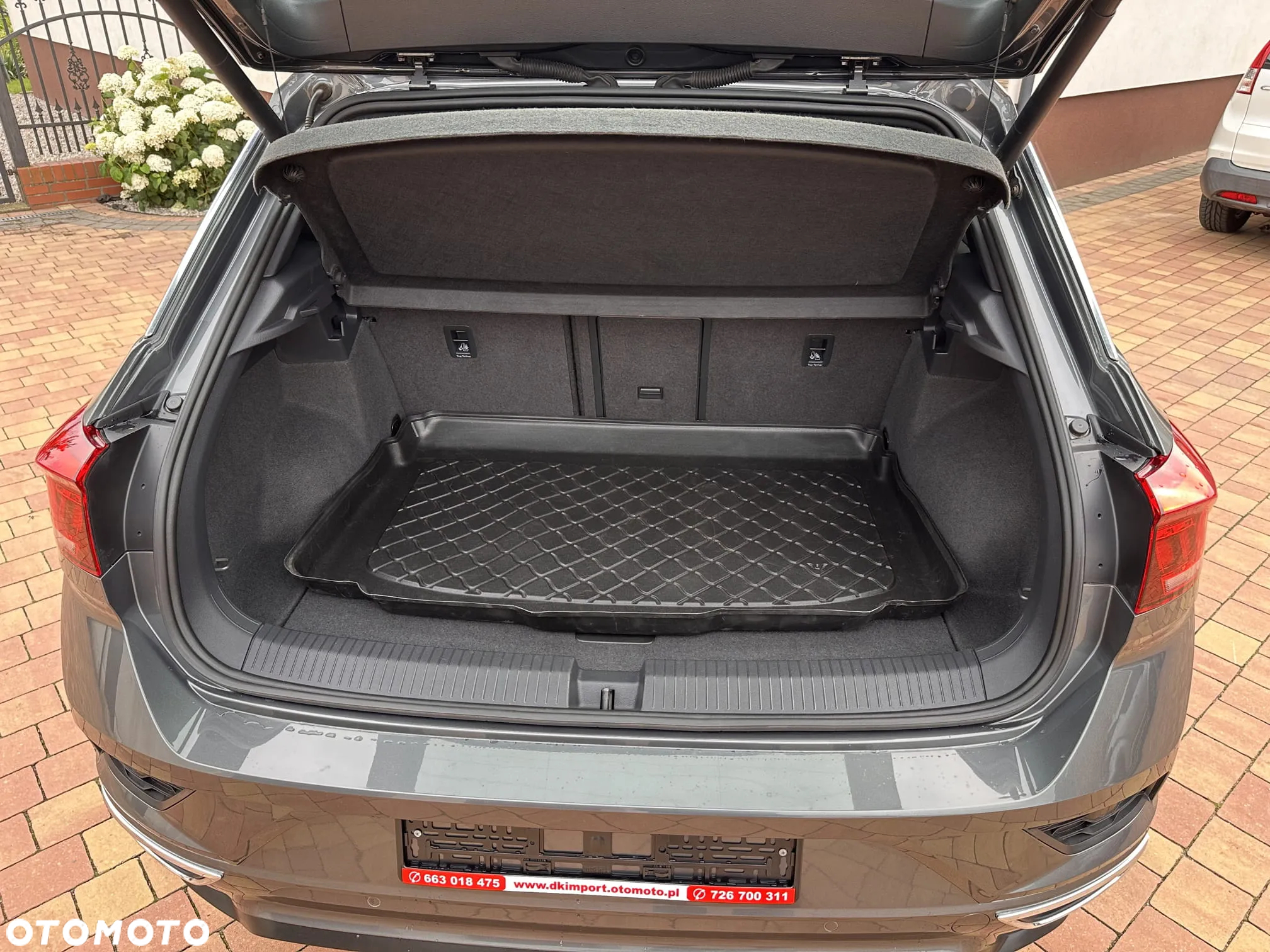 Volkswagen T-Roc 1.5 TSI R-Line Plus DSG - 13
