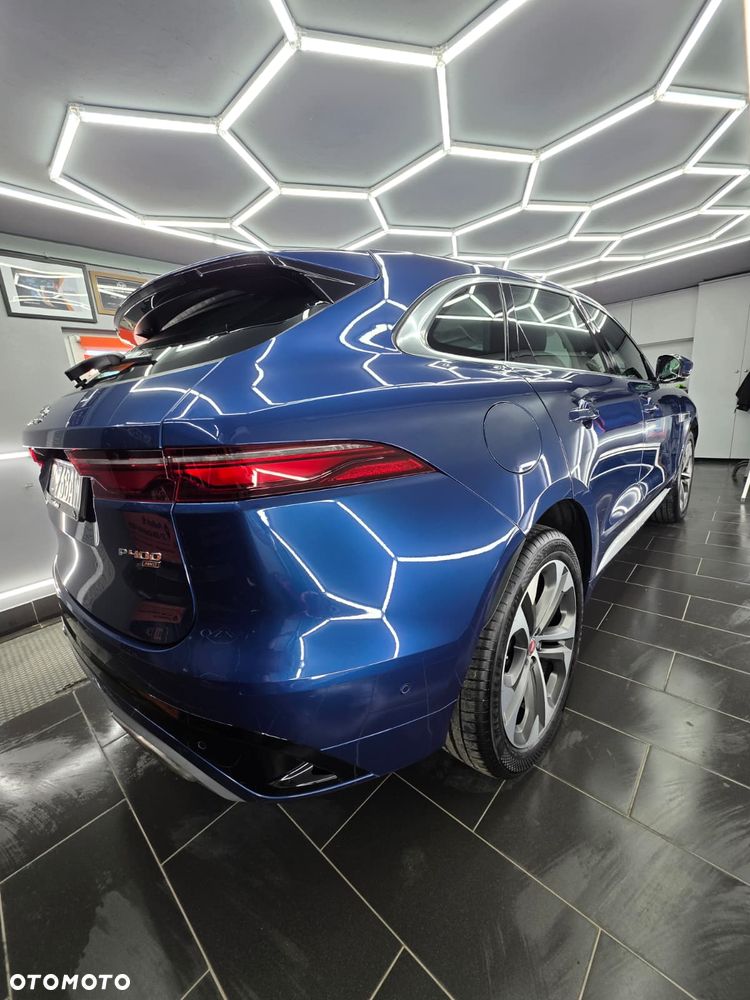 Jaguar F-Pace 3.0 P400 mHEV AWD R-Dynamic SE - 9
