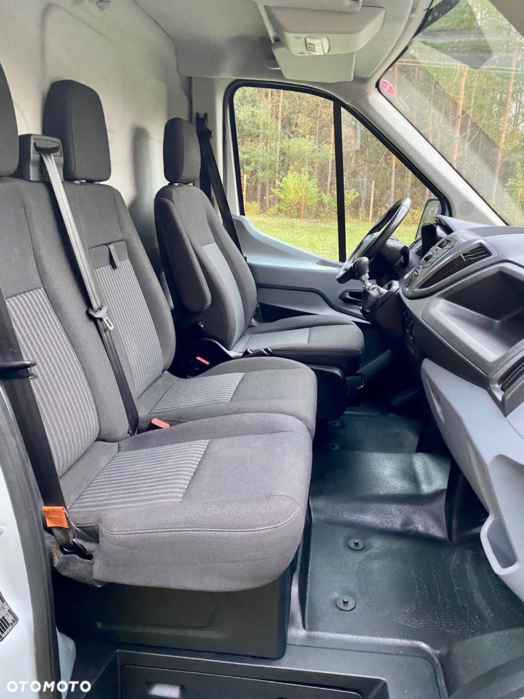 Ford Transit - 24