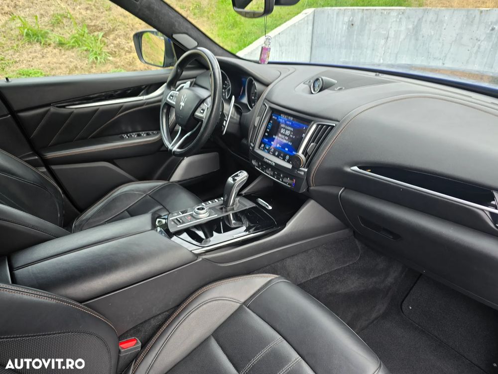 Maserati Levante - 16