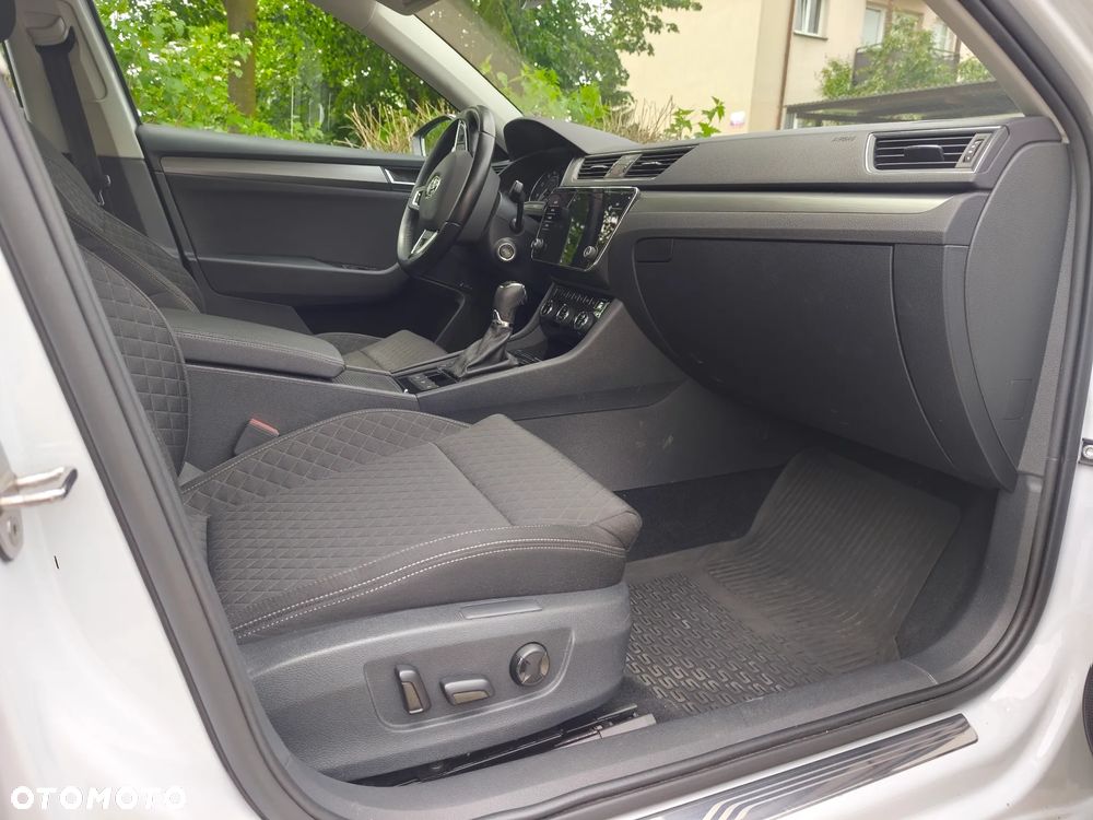 Skoda Superb 1.5 TSI ACT Style DSG - 23