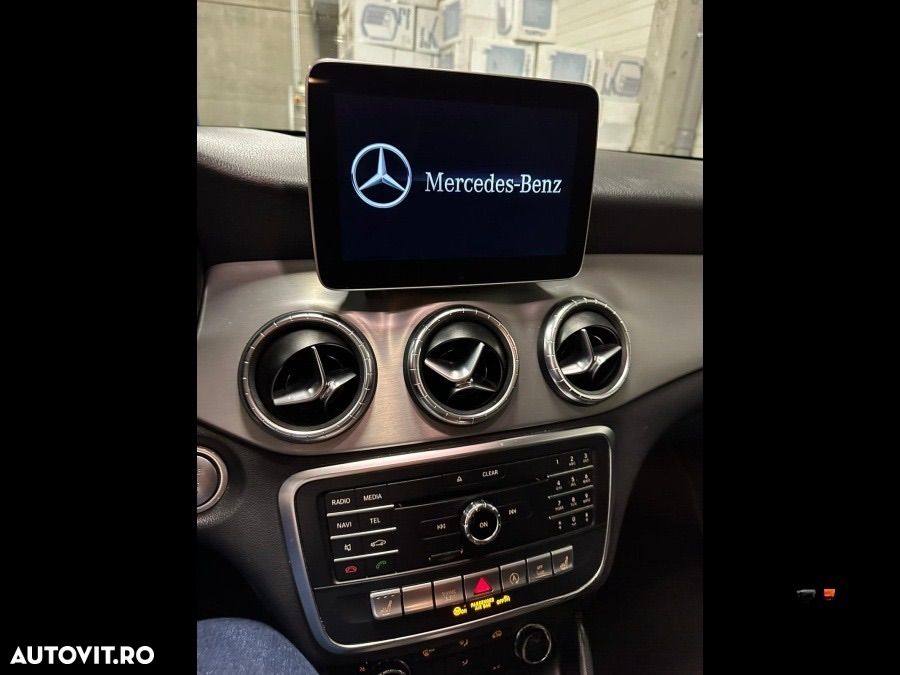 Mercedes-Benz CLA Shooting Brake 200 d 7G-DCT AMG Line - 14