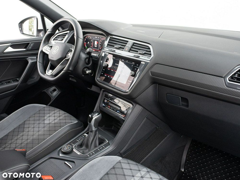 Volkswagen Tiguan Allspace 2.0 TSI 4Mot R-Line DSG - 32