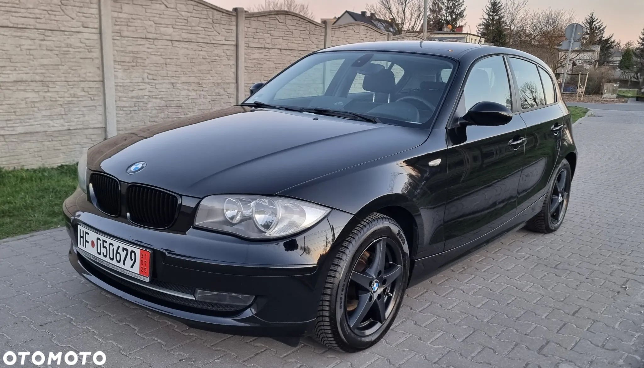 BMW Seria 1 116i - 1