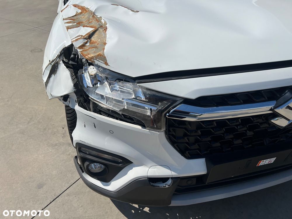Suzuki S-Cross 1.4 BoosterJet Hybrid ALLGRIP Comfort+ - 27