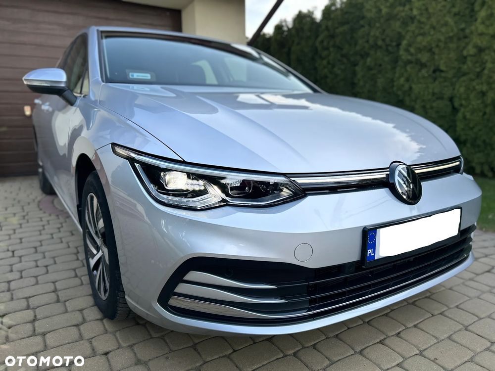 Volkswagen Golf - 34