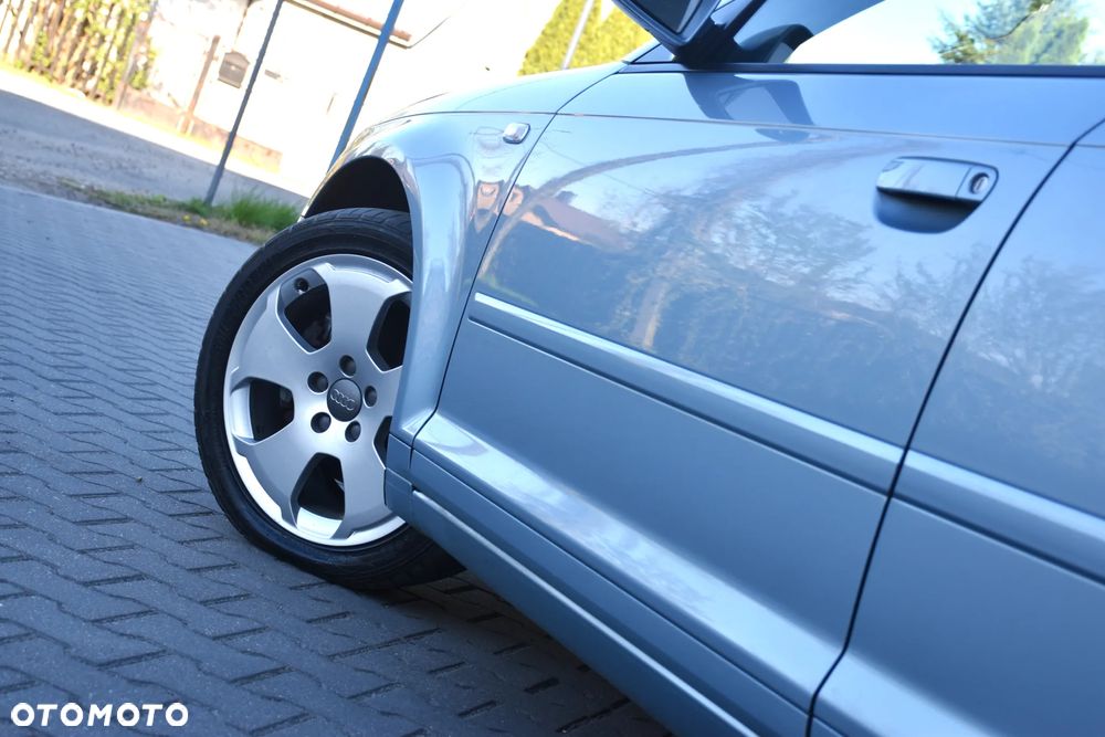 Audi A3 Sportback 2.0 TDI Ambiente - 35