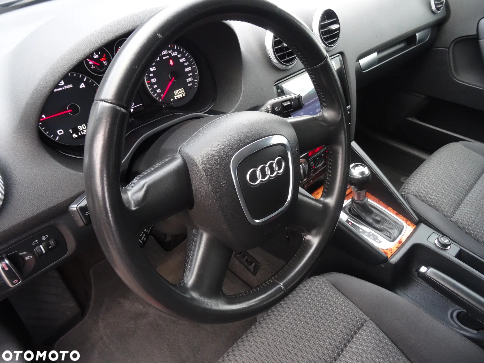 Audi A3 2.0 TDI DPF Ambiente S tronic - 16