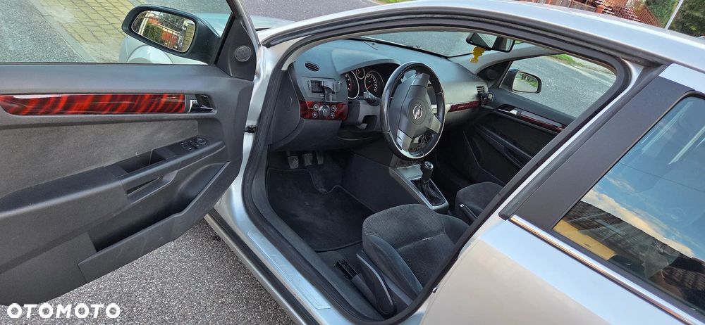 Opel Astra 1.6 Cosmo - 4