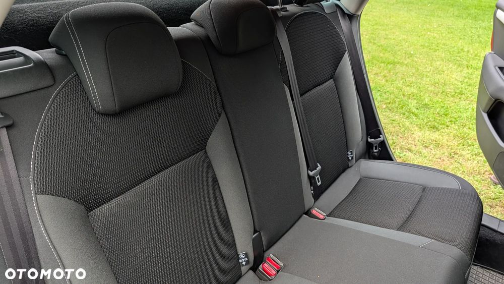 Citroën C4 HDi 90 Selection - 13