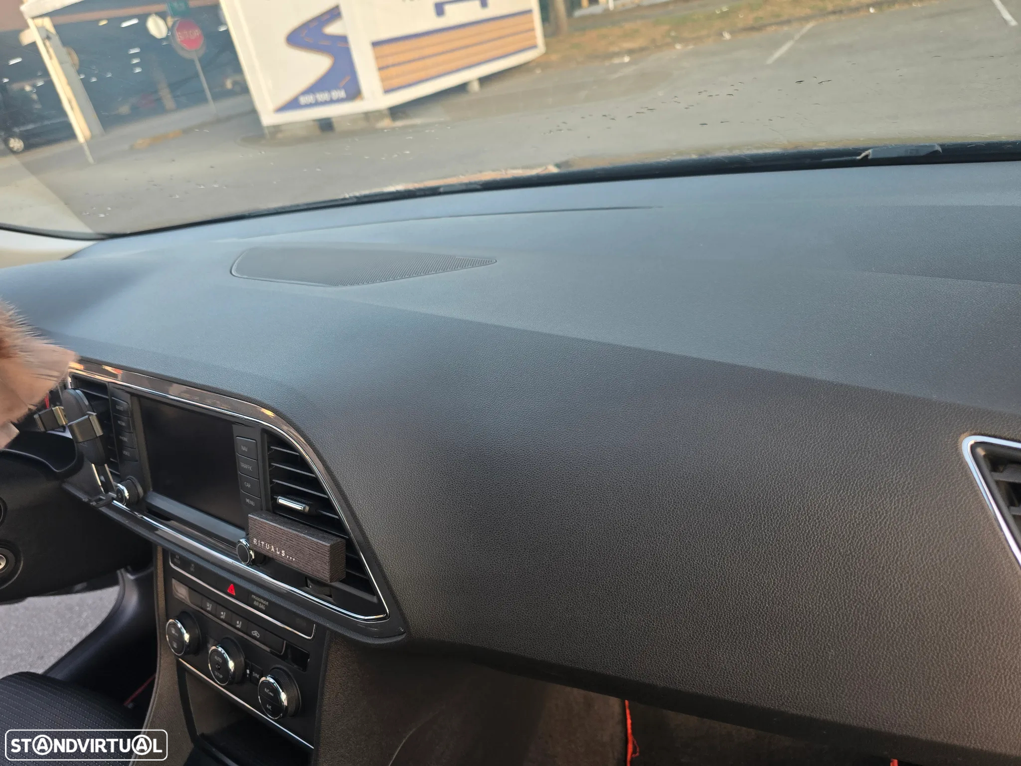 SEAT Leon 2.0 TDI FR S/S - 12