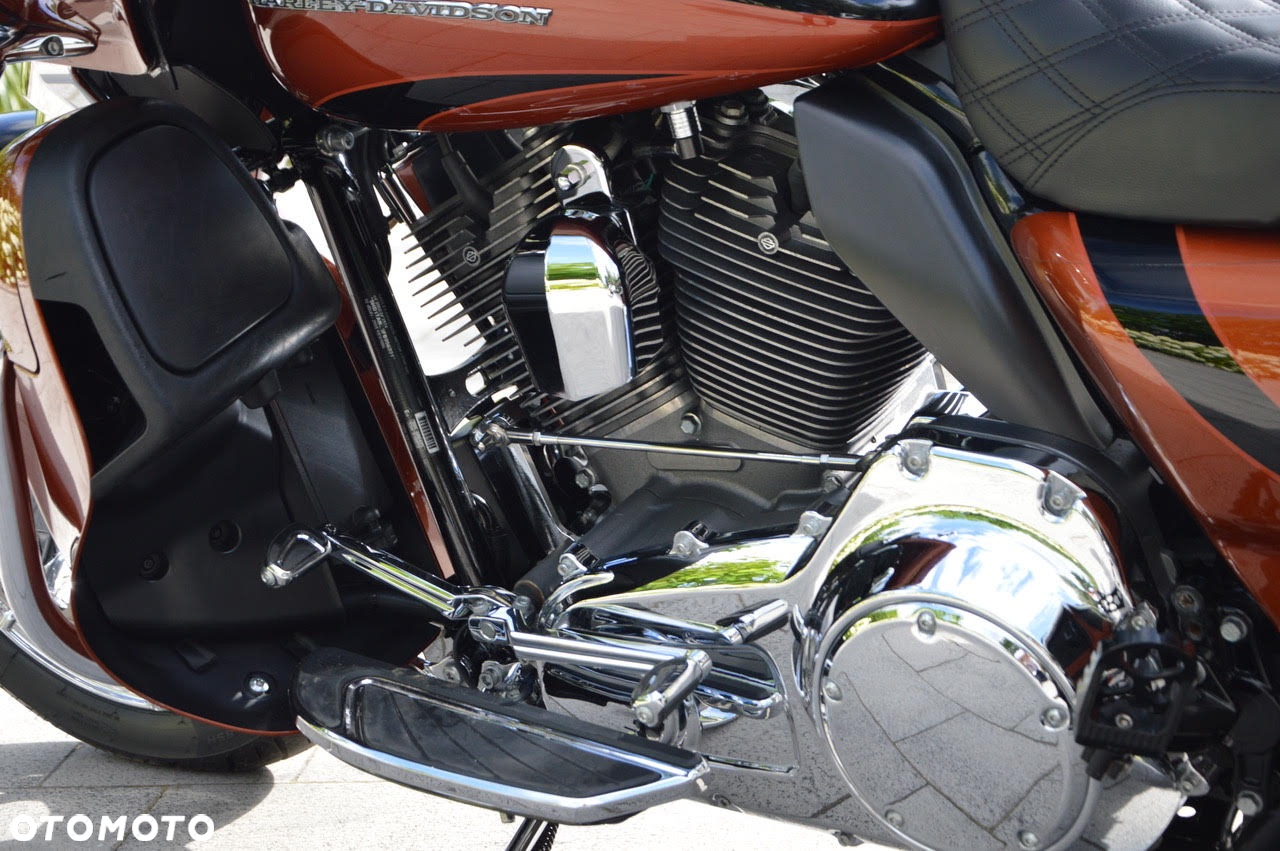 Harley-Davidson Touring Road Glide - 9