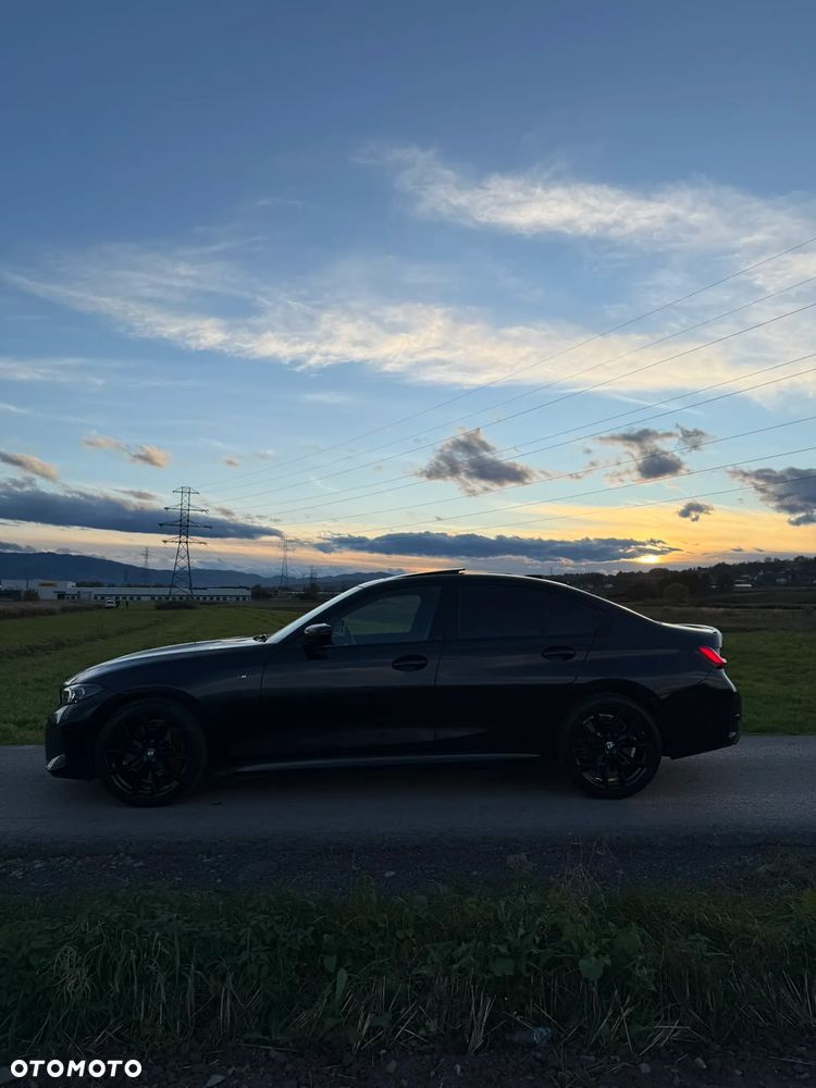 BMW Seria 3 330i xDrive M Sport - 27