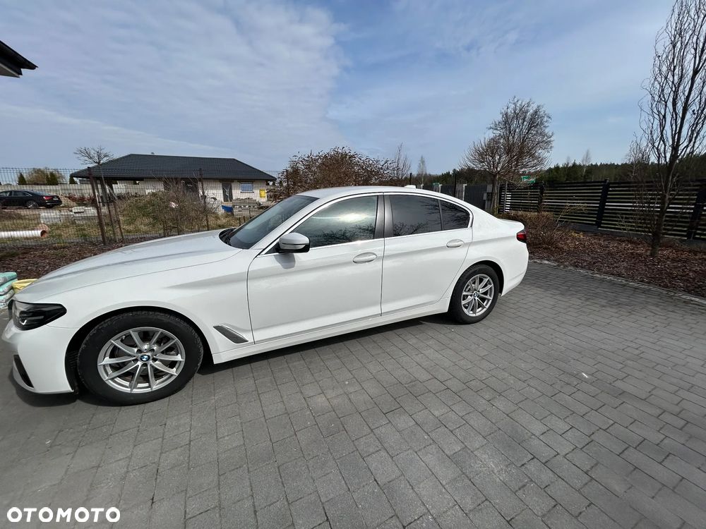 BMW Seria 5 518d - 4
