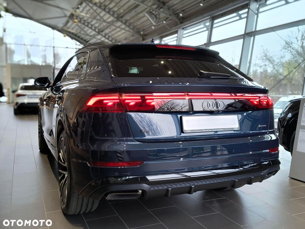 Audi Q8 - 5