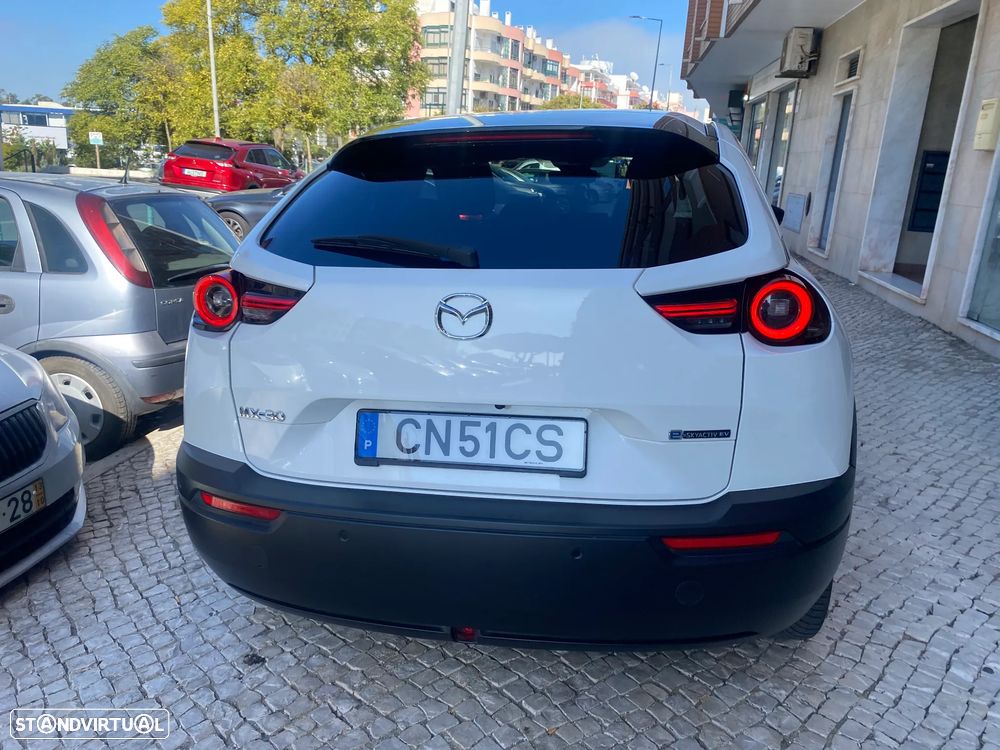 Mazda MX-30 e-SKYACTIV - 23