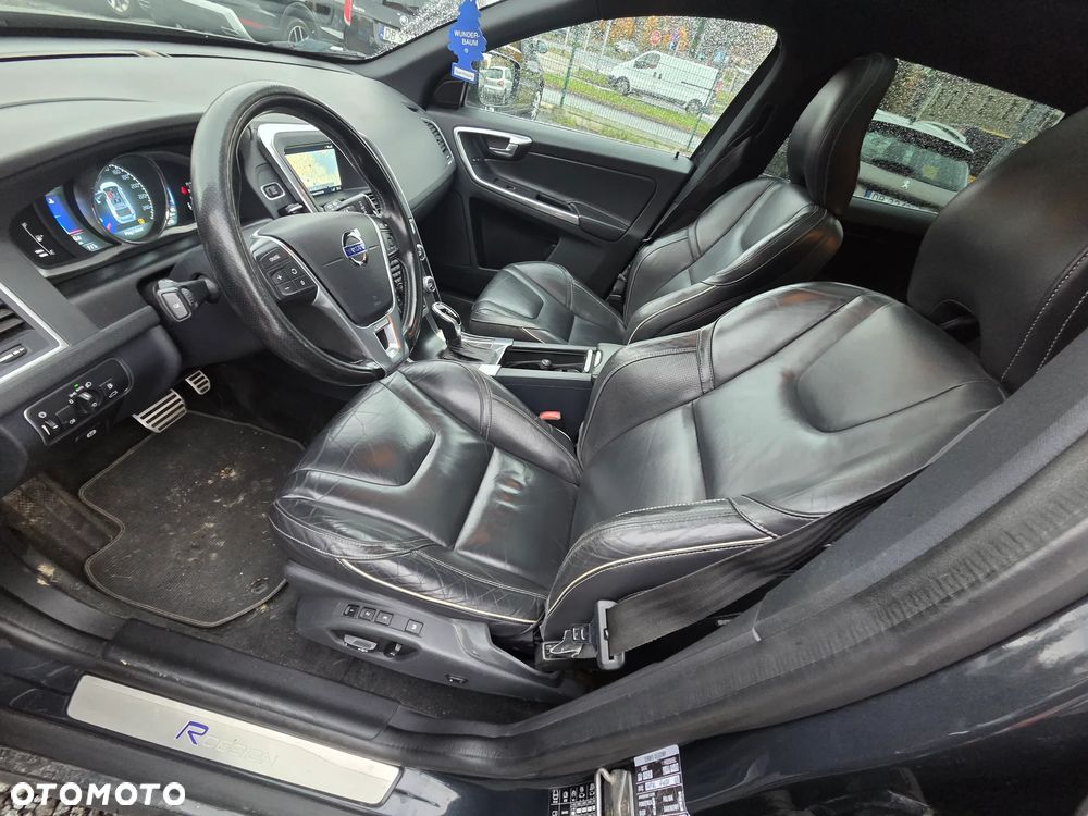 Volvo XC 60 D4 Drive-E Momentum - 20