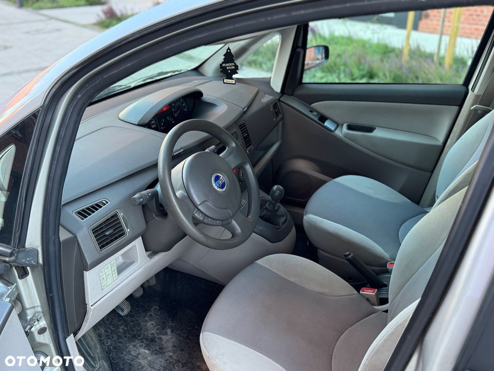 Fiat Idea 1.4 16V Dynamic - 9