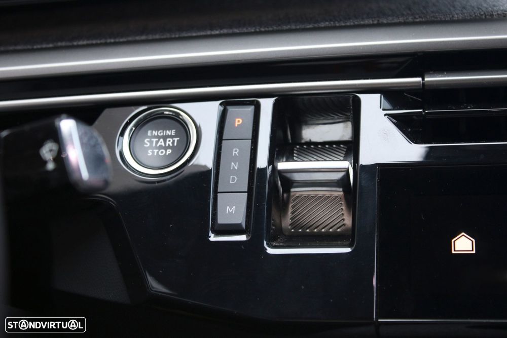 Peugeot 3008 1.2 Hybrid Allure e-DCS6 - 22
