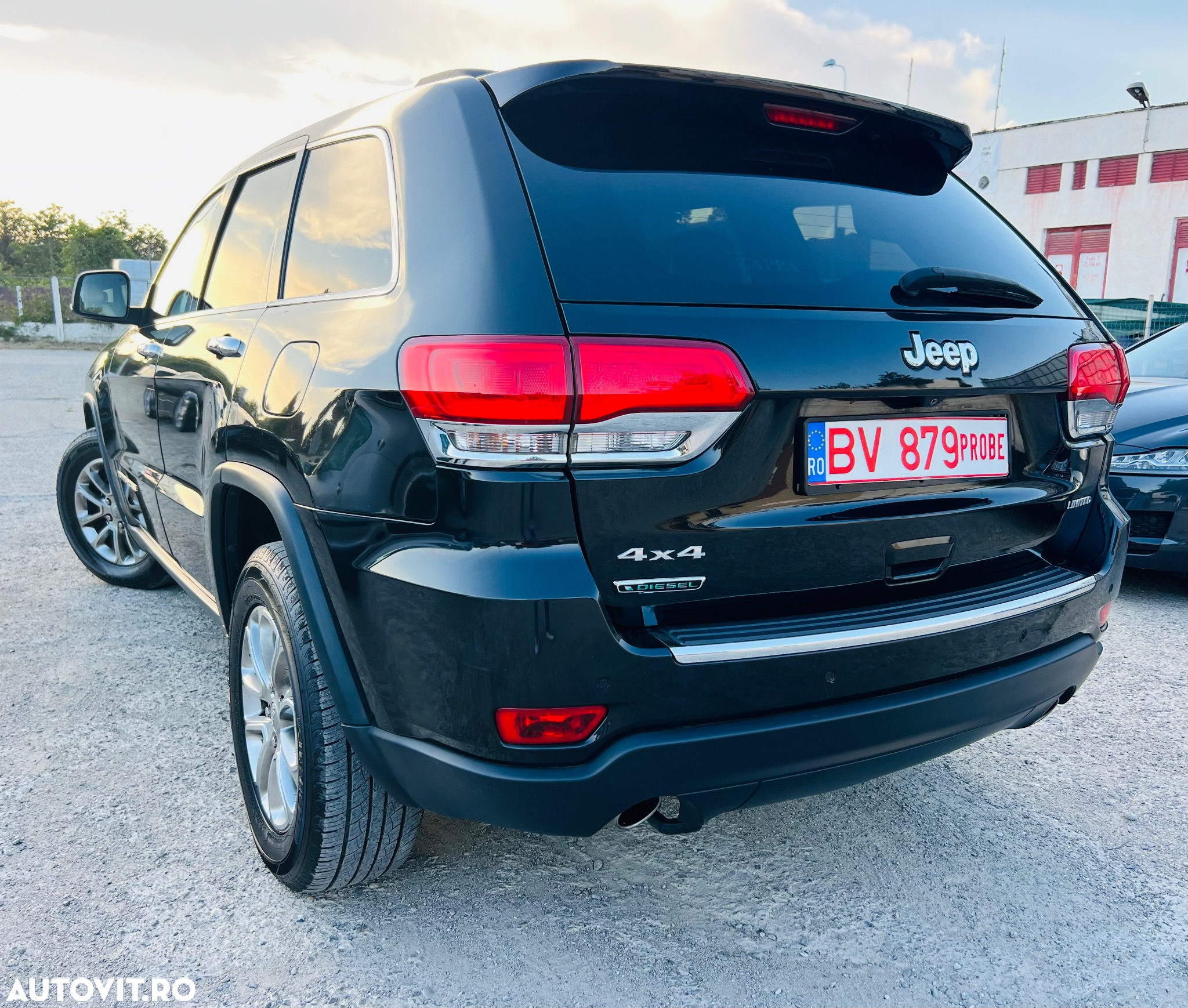 Jeep Grand Cherokee - 3
