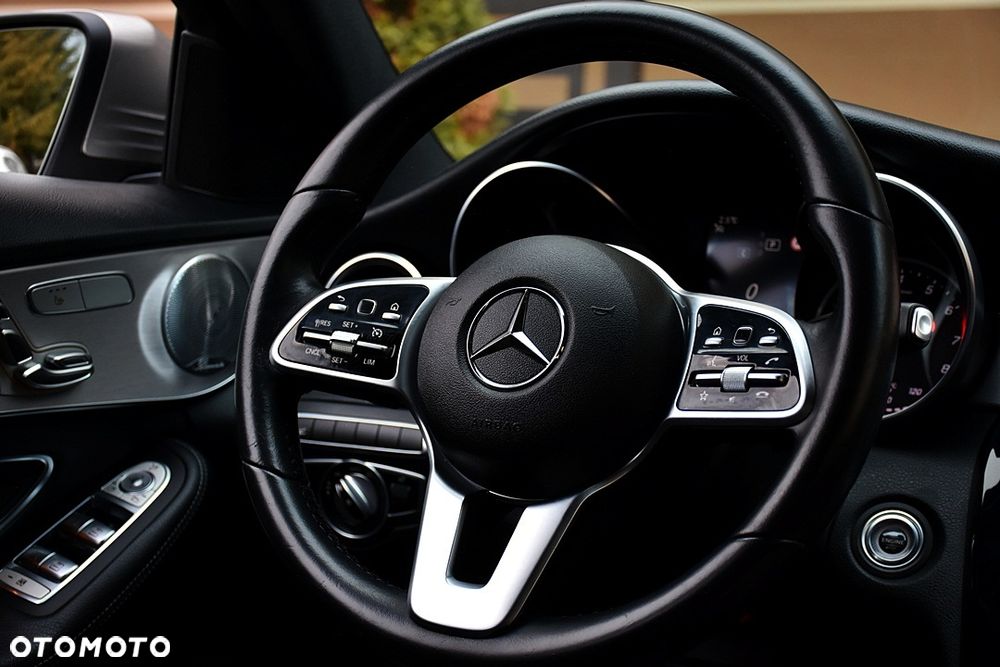 Mercedes-Benz Klasa C 300 9G-TRONIC Exclusive - 27
