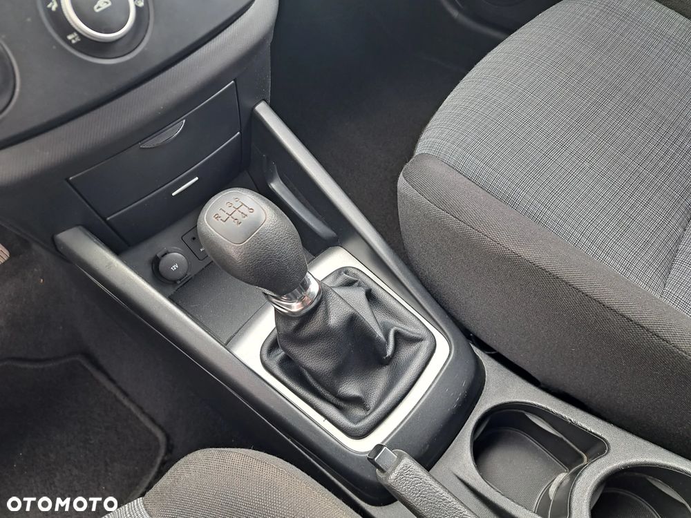 Kia Ceed 1.6 L - 21
