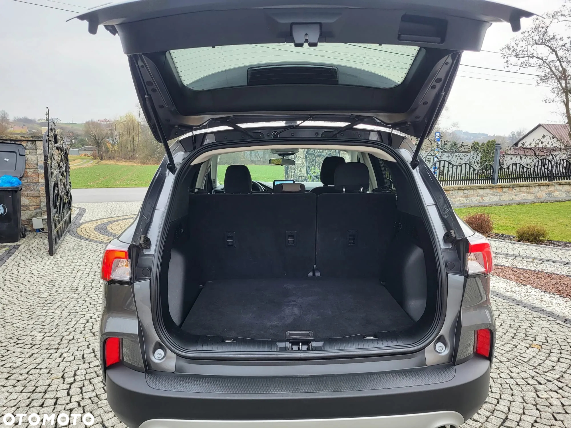 Ford Kuga - 20