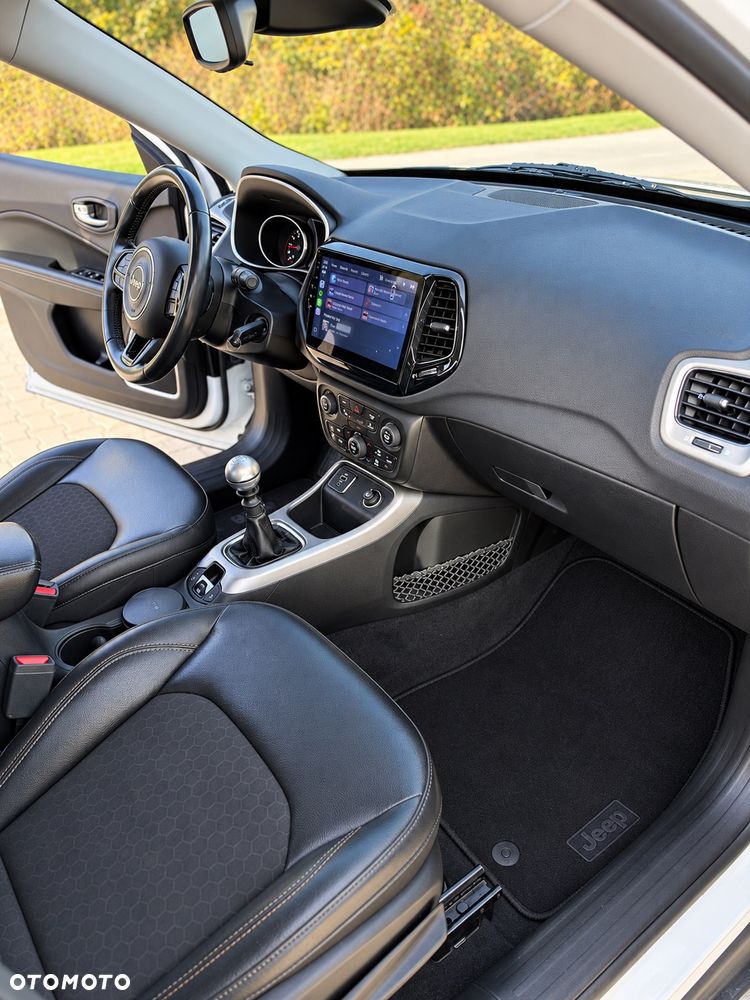 Jeep Compass - 9