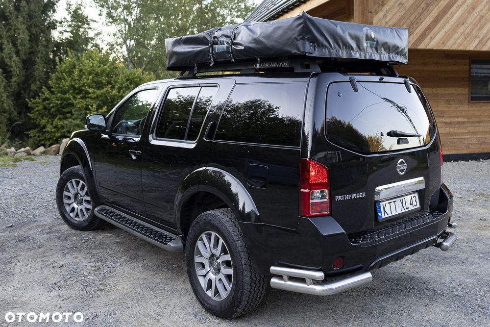 Nissan Pathfinder - 3