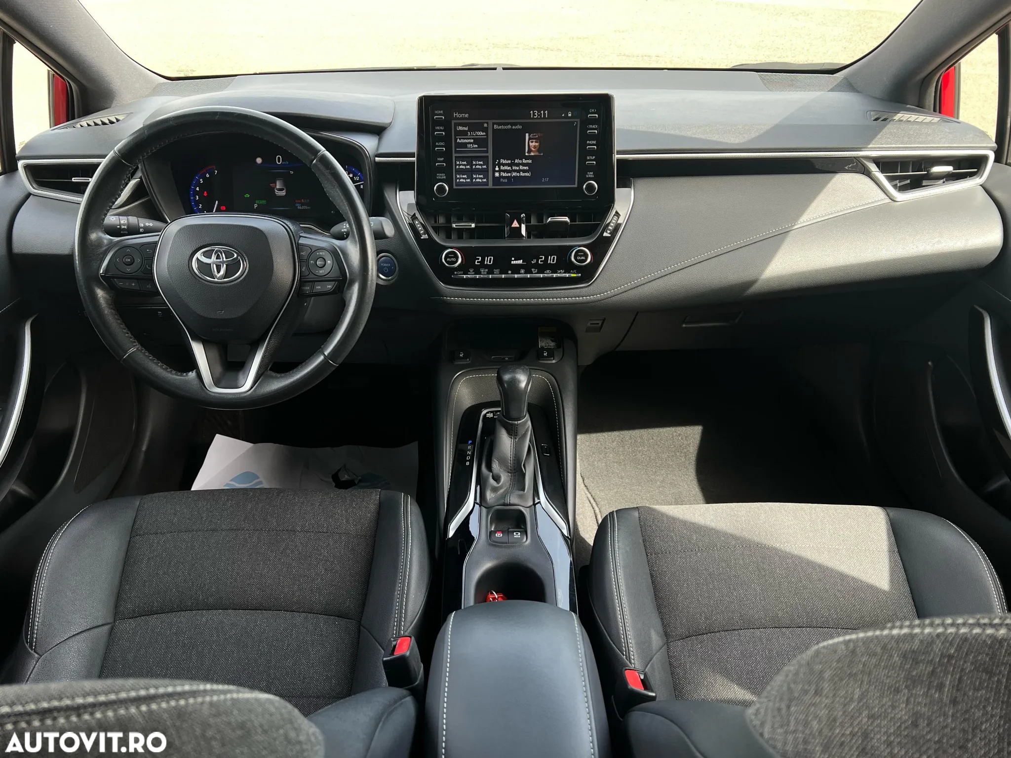 Toyota Corolla 1.8 Hybrid Touring Sports Lounge - 18