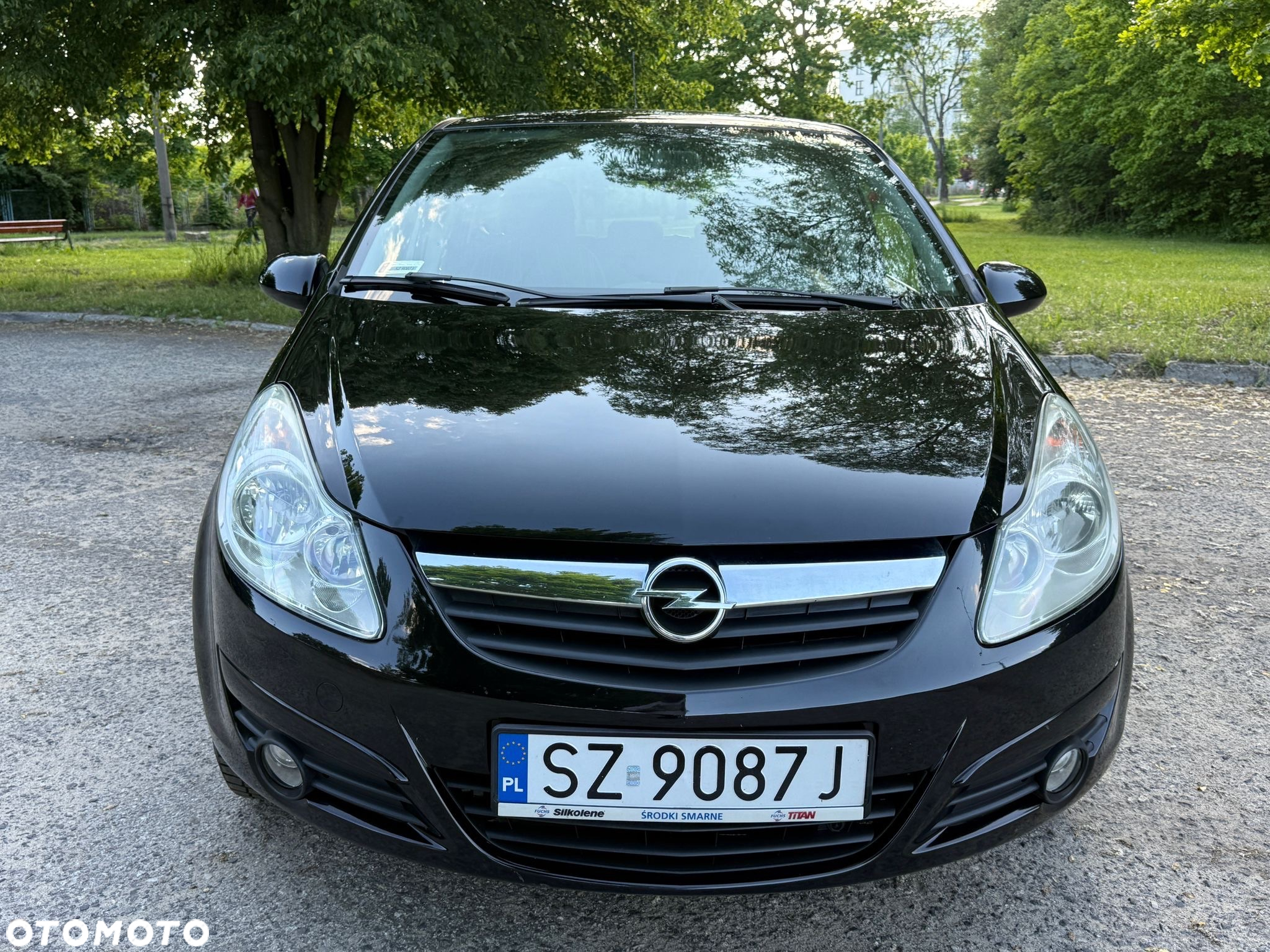 Opel Corsa 1.2 16V Enjoy - 9