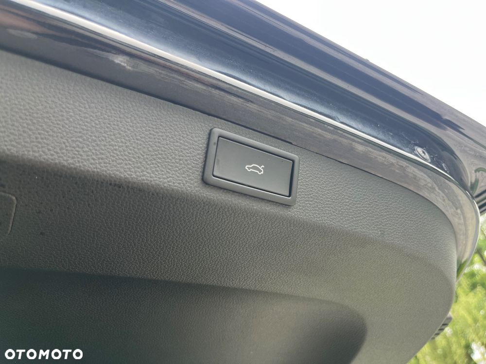 Skoda Karoq 2.0 TDI SCR 4x4 Sportline DSG - 23