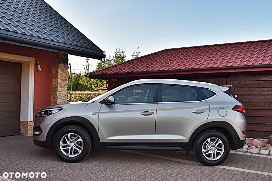 Hyundai Tucson 1.6 GDi 2WD Select - 11