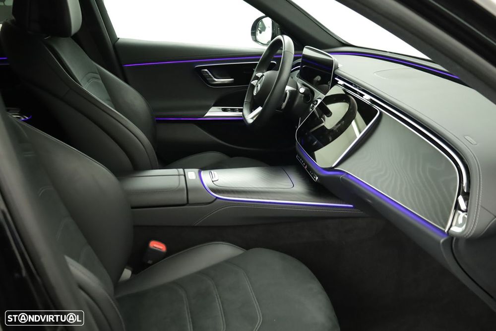 Mercedes-Benz E 300 Standard - 23