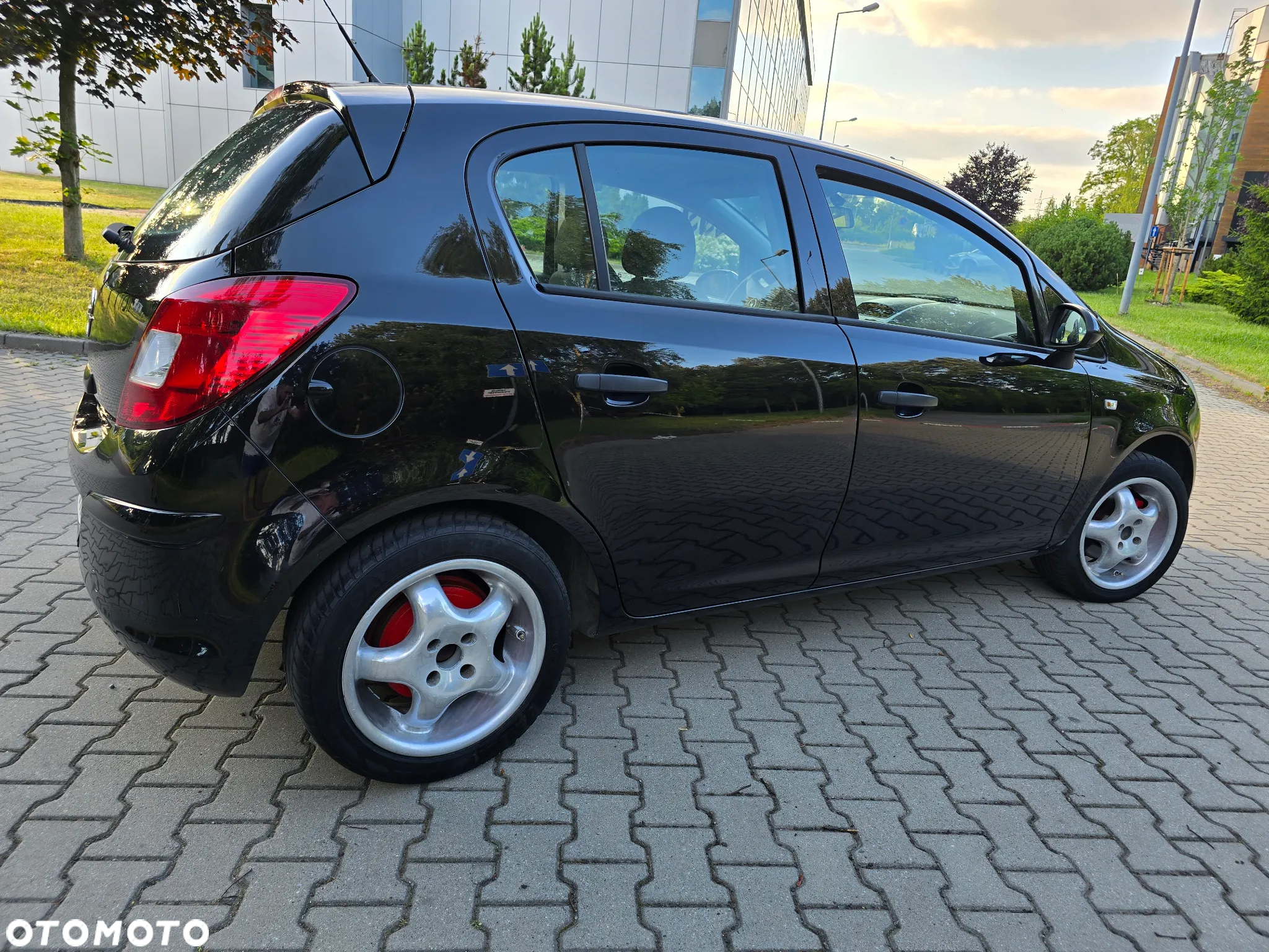 Opel Corsa 1.2 16V Enjoy - 36