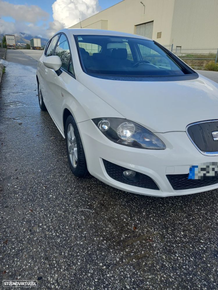 SEAT Leon 1.6 TDI Ecomotive Reference - 11