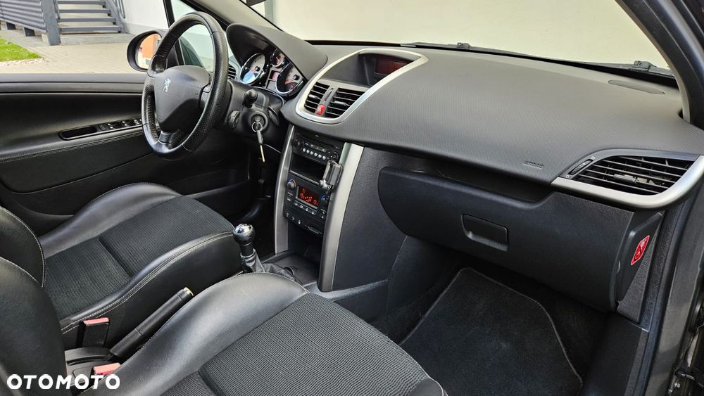 Peugeot 207 120 VTi Outdoor - 38