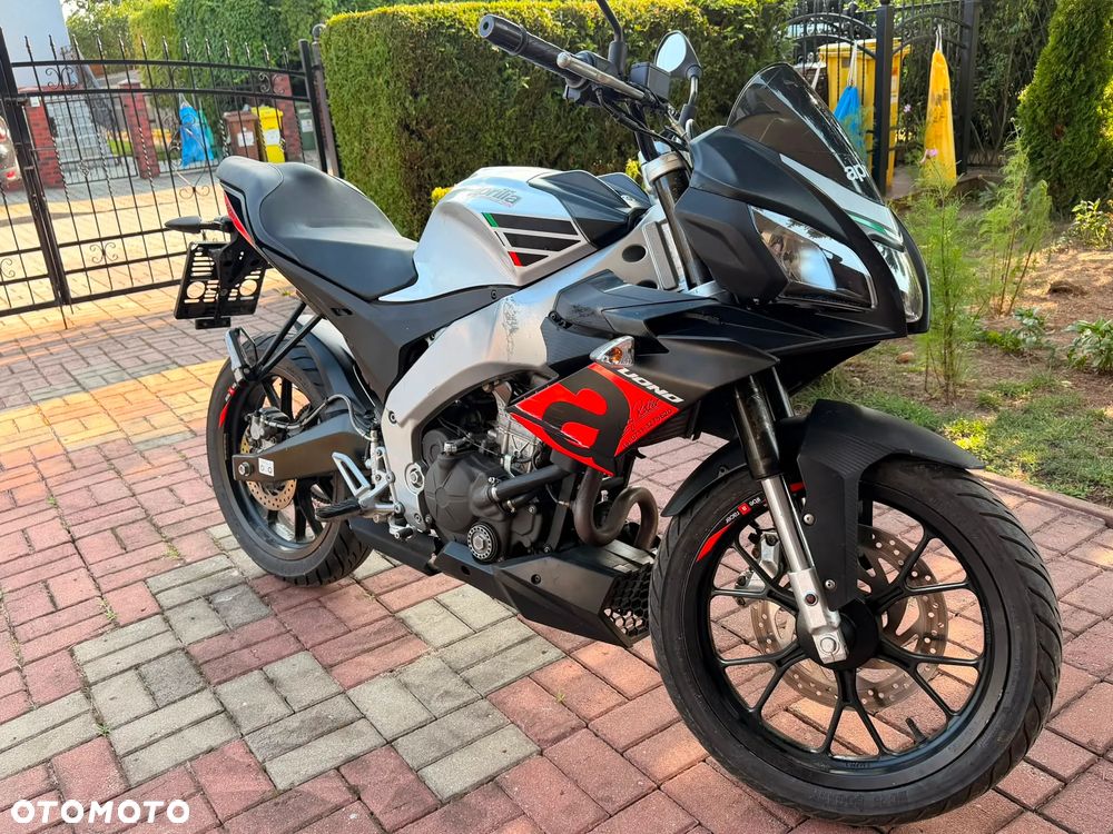 Aprilia Tuono - 9