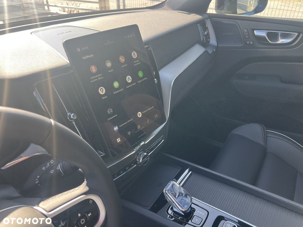 Volvo XC 60 B5 B AWD Plus Black Edition - 17