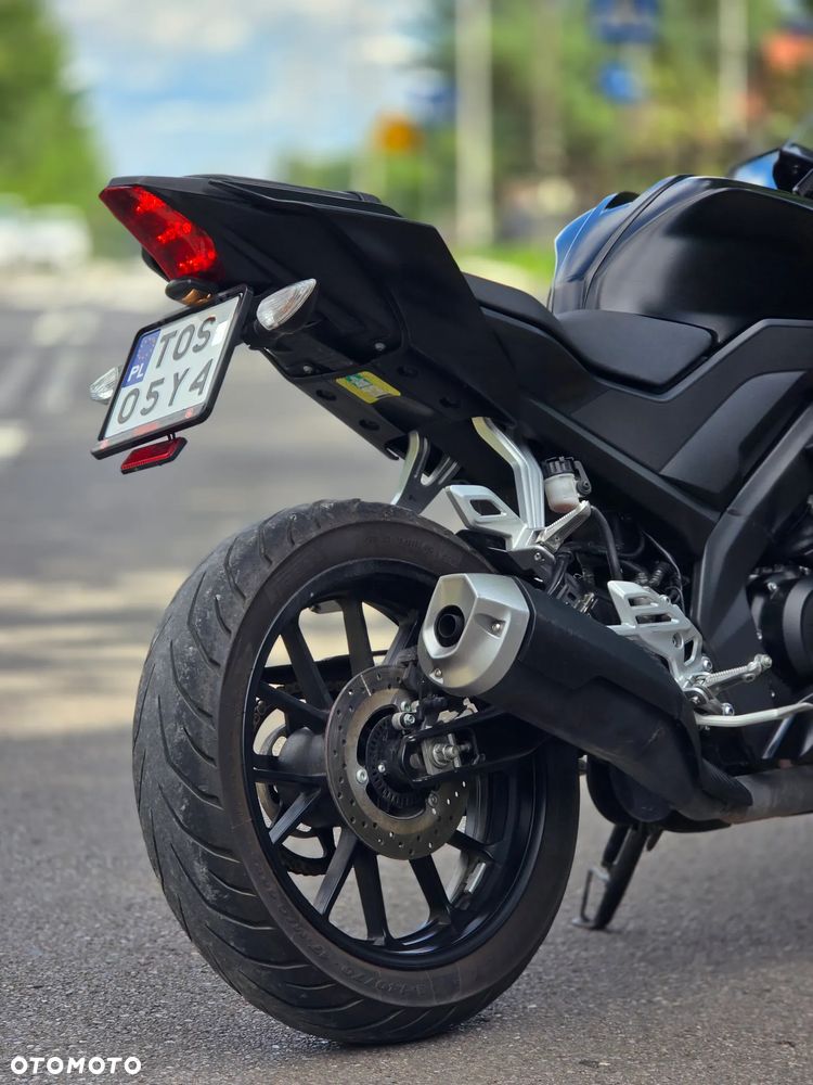 Yamaha YZF - 3